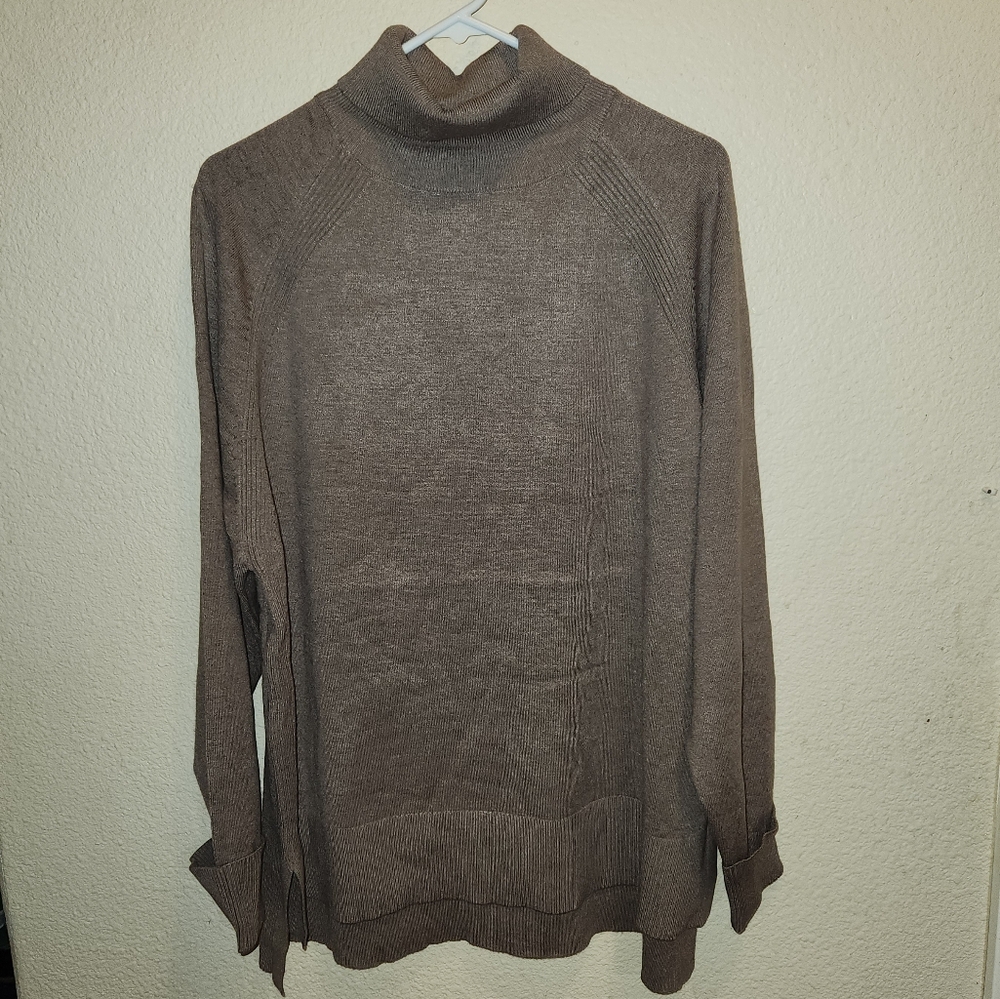 Long Sleeve Turtleneck Sweater from Emerald